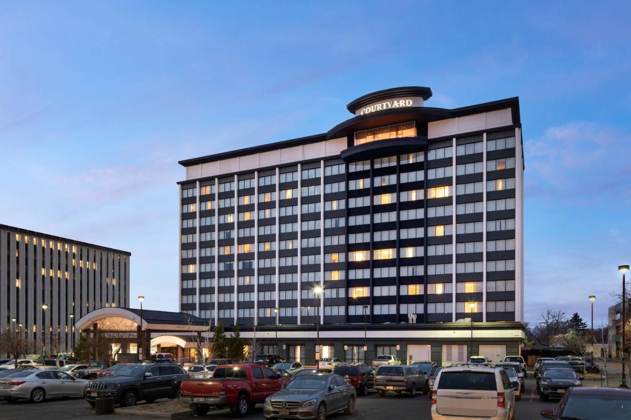 Courtyard By Marriott Denver Cherry Creek Exterior photo