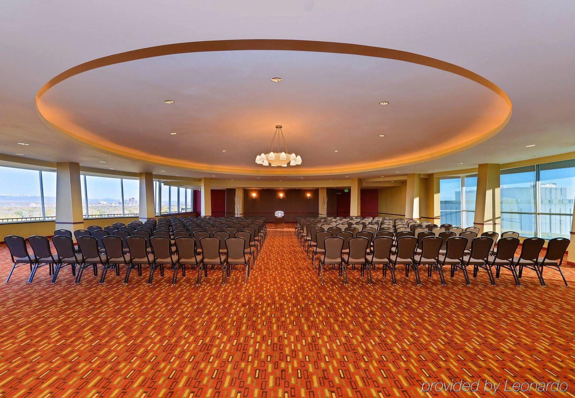 Courtyard By Marriott Denver Cherry Creek Exterior photo