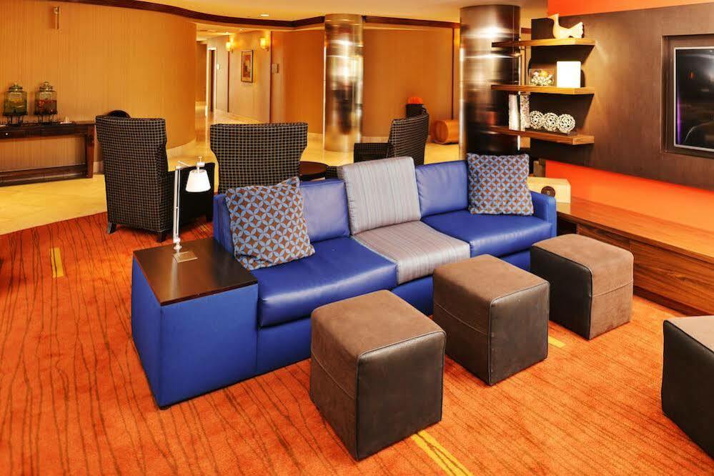 Courtyard By Marriott Denver Cherry Creek Exterior photo